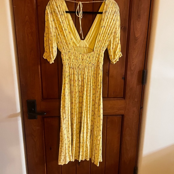 Spell and the Gypsy Ditsy Dress in lemonade - Picture 7 of 9